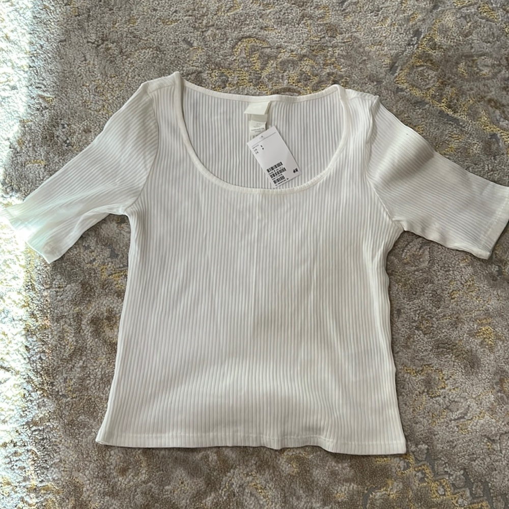 NWT H&M brand new white ribbed scoop neck t shirt